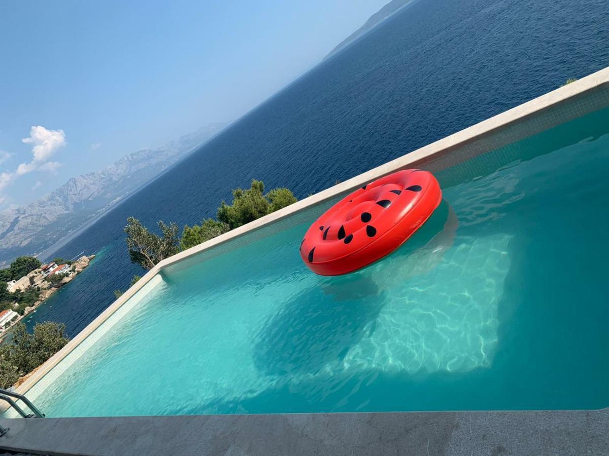 Beachfront Holiday Home - Private Heated Pool ミミツェ エクステリア 写真