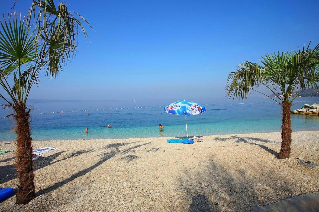 Beachfront Holiday Home - Private Heated Pool ミミツェ エクステリア 写真