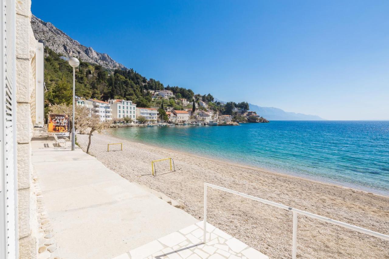 Beachfront Holiday Home - Private Heated Pool ミミツェ エクステリア 写真