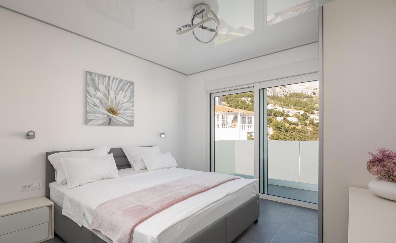 Beachfront Holiday Home - Private Heated Pool ミミツェ エクステリア 写真