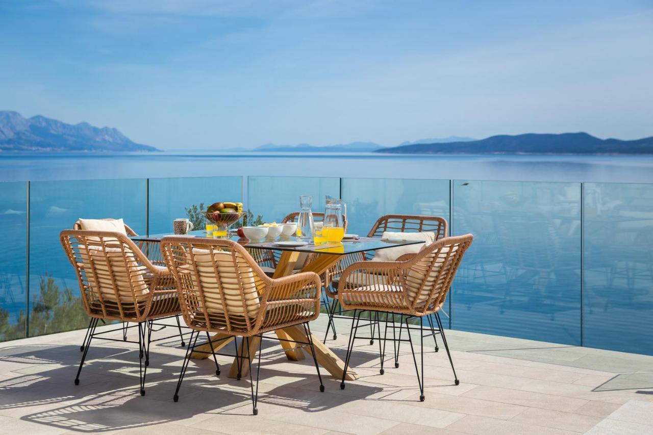 Beachfront Holiday Home - Private Heated Pool ミミツェ エクステリア 写真
