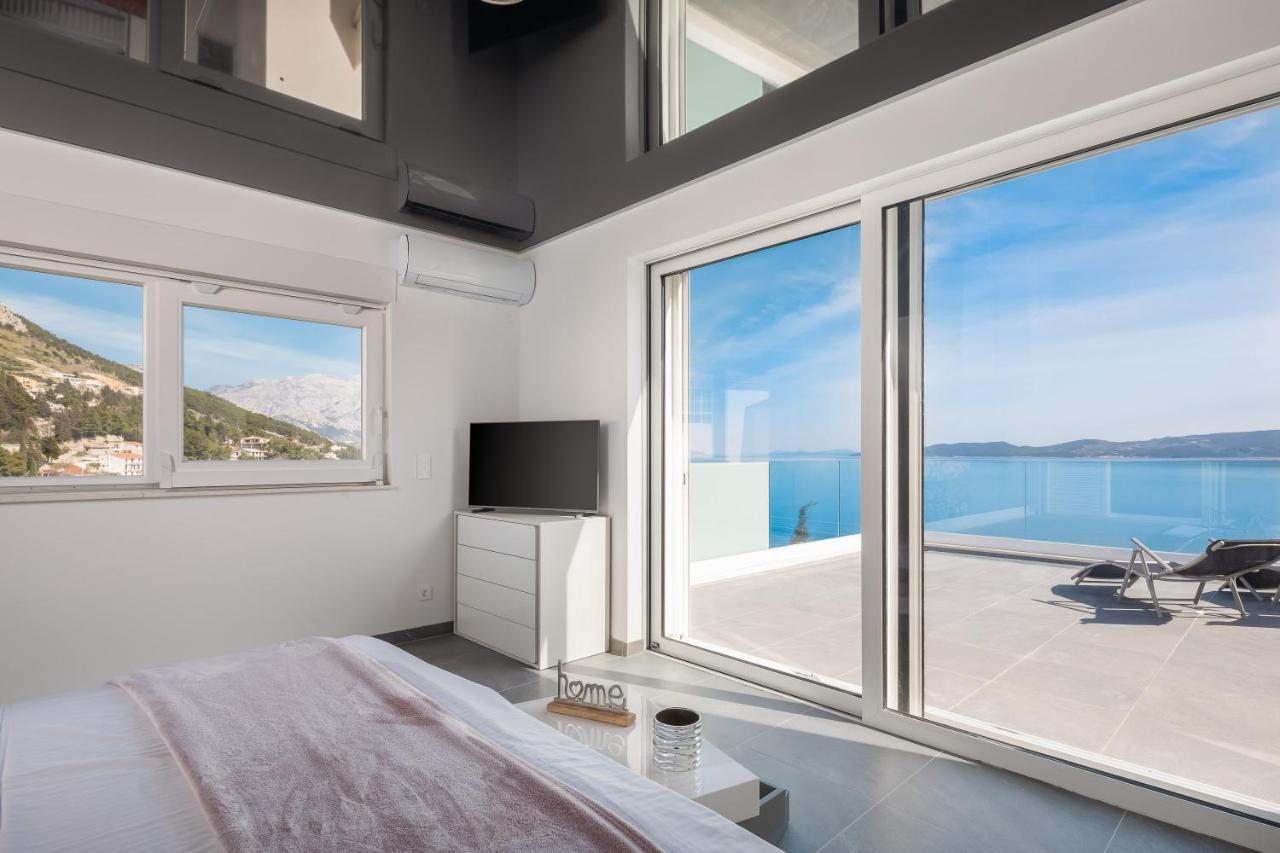 Beachfront Holiday Home - Private Heated Pool ミミツェ エクステリア 写真